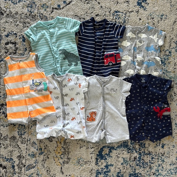Assorted Baby Rompers Set - Picture 1 of 8